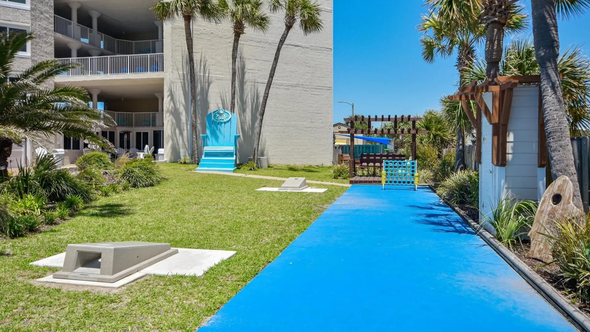 Holiday home Top Of The Gulf #517 By Book That Condo Panama City Beach
